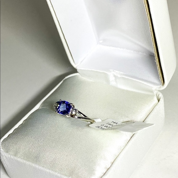 14K, Tanzanite, Diamond Appraised Ring (6.5) - Picture 8 of 10